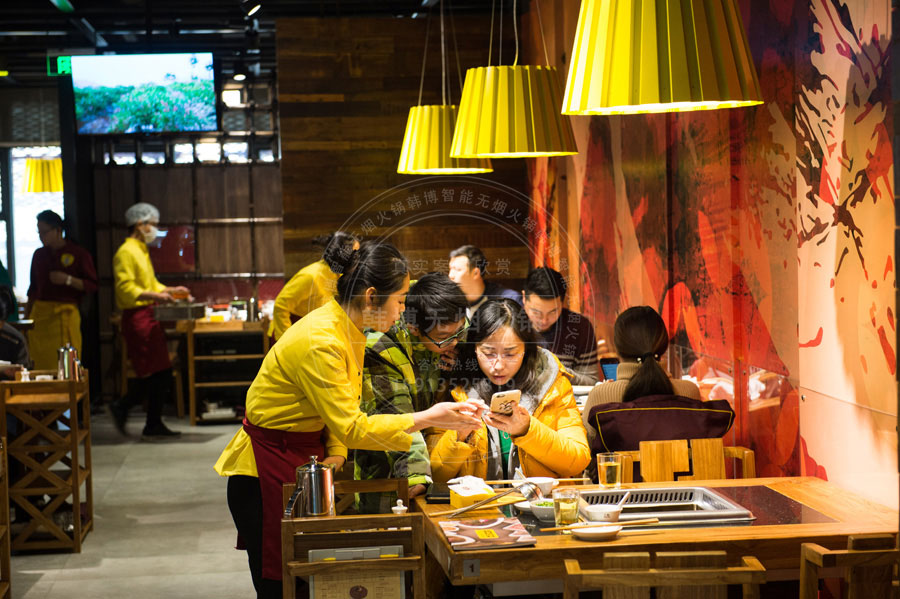 巴奴火鍋無煙火鍋桌，你見過嗎？